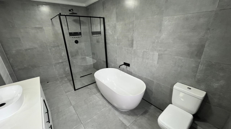 3 Bedroom Property for Sale in Aston Bay Eastern Cape